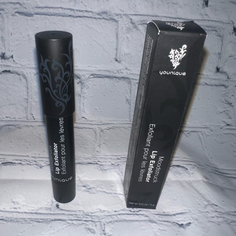 Younique Lip Exfoliator- Original flavor